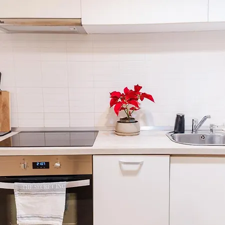 Central 700 Square Fructus Plaza - Eva